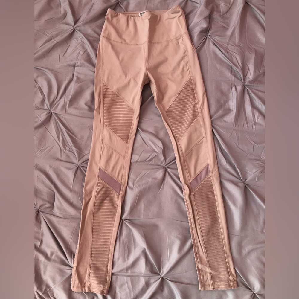 FOREVER21 Athletic Leggings in Blush Pink - SIZE S